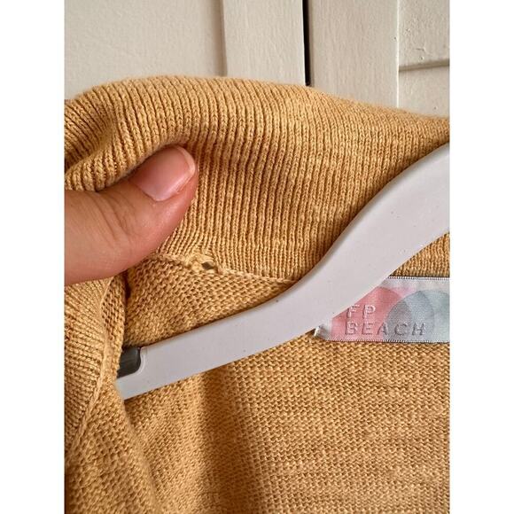 Free People Button Down Sweater Size Medium - Picture 6 of 8